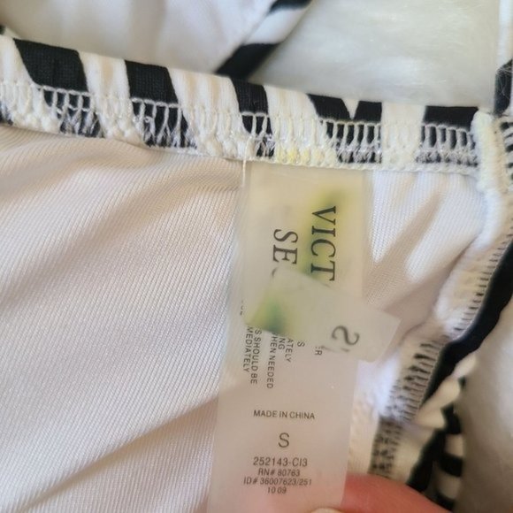 Victoria's Secret Swim Top Zebra Print ,Size S 🎈 - Picture 7 of 13